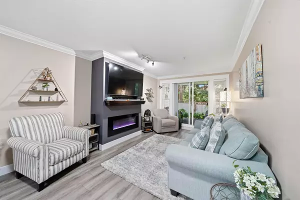 22275 123 AVE #106, Maple Ridge, BC V2X 4E1