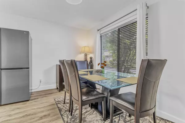 Abbotsford, BC V2T 3R4,3015 Trethewey ST #8