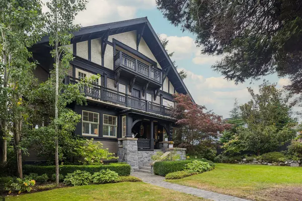 745 Grand BLVD, North Vancouver, BC V7L 3W3