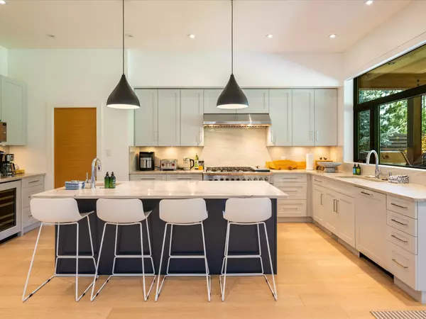 Whistler, BC V8E 1J9,8044 Cypress PL