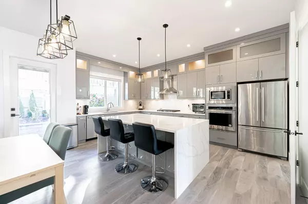 Surrey, BC V3Z 0B4,16755 16a AVE