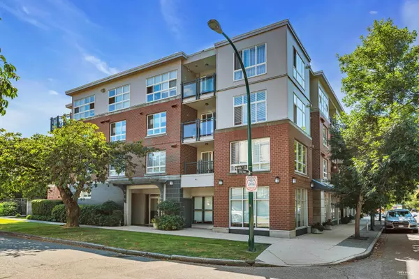 2096 W 46th Avenue #301, Vancouver, BC V6M 2K9