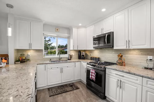 Port Coquitlam, BC V3B 5V6,2821 Commonwealth ST