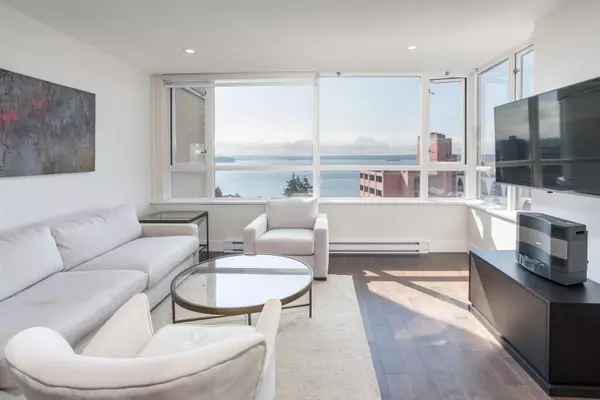 West Vancouver, BC V7V 4V7,2203 Bellevue AVE #1302