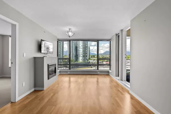 Burnaby, BC V5C 0A1,4178 Dawson ST #1608