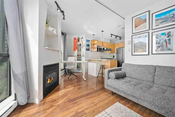 Vancouver, BC V6Z 2X6,501 Pacific ST #603