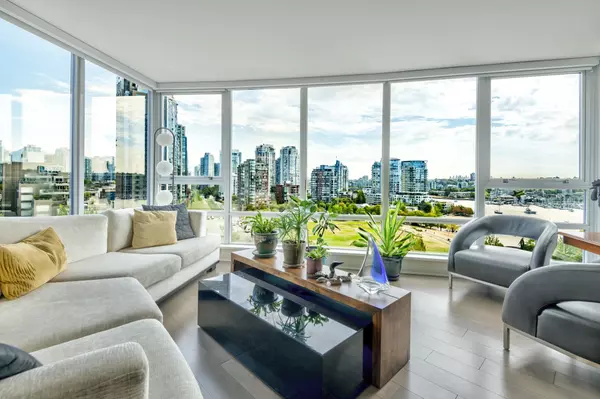 1408 Strathmore Mews #1207, Vancouver, BC V6Z 3A9