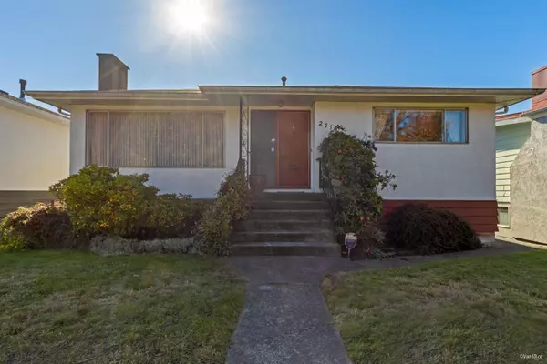 Vancouver, BC V5S 1K1,2716 E 49th AVE