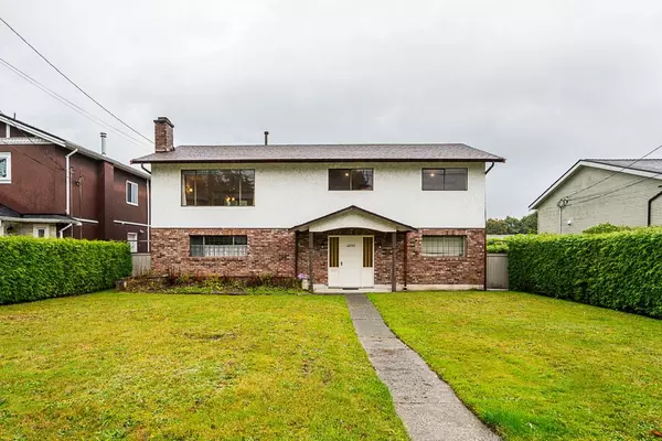 4550 Inman AVE, Burnaby, BC V5G 2Y1