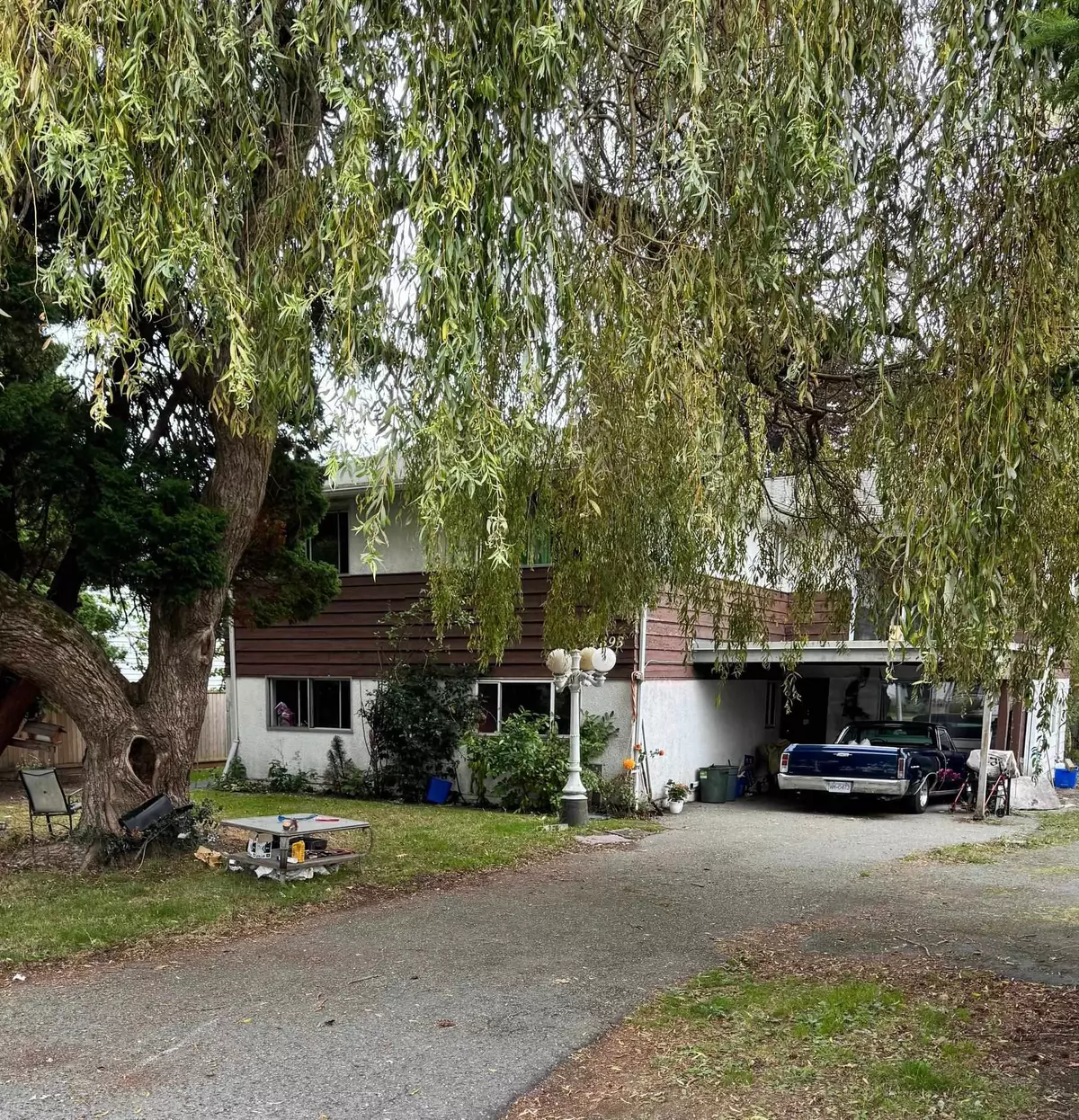 Delta, BC V4K 1H9,4893 44b AVE