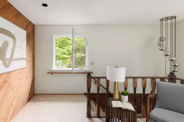 Vancouver, BC V6R 2T6,4138 W 13th AVE