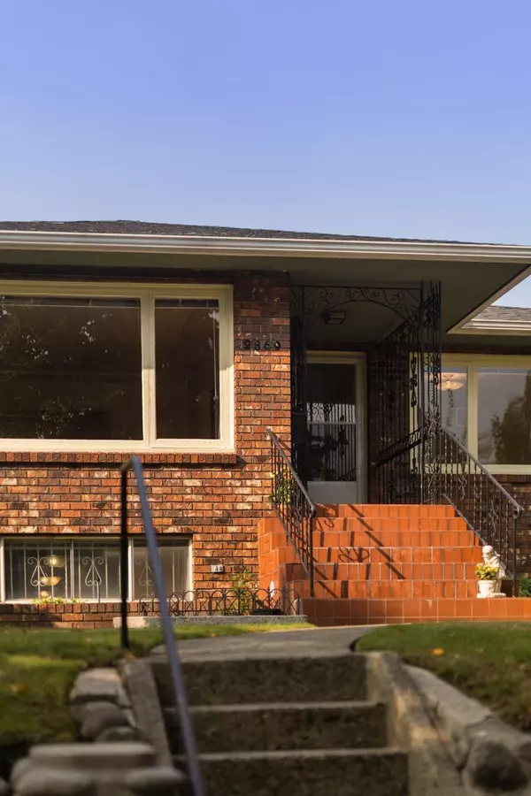 Vancouver, BC V5K 2R7,2869 Venables ST