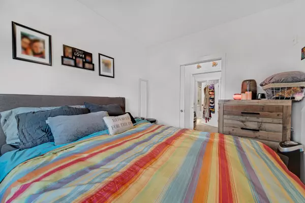 Vancouver, BC V5K 3G4,2408 Grant ST #202