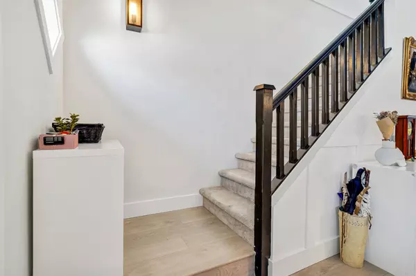 Delta, BC V4K 4B5,5681 47a AVE