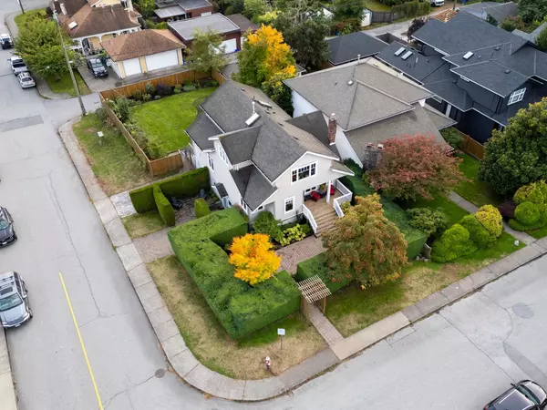 563 E 6th ST, North Vancouver, BC V7L 1R2