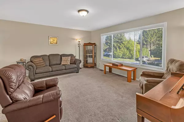Chilliwack, BC V2P 6V9,8775 Vicars ST