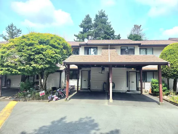 13880 74 AVE #111, Surrey, BC V3W 7E6