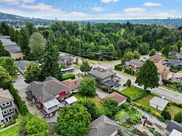 Burnaby, BC V5B 3V3,535 Holdom AVE