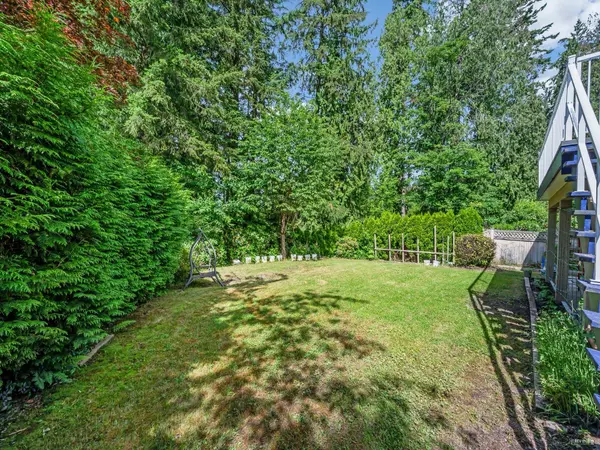 Coquitlam, BC V3E 2V1,2620 Limestone PL
