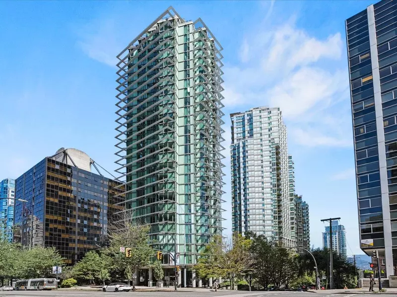 1331 W Georgia ST #2305, Vancouver, BC V6E 4P1