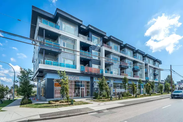 8496 120 ST #213, Surrey, BC V3W 3N5