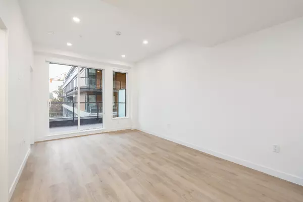Coquitlam, BC V3K 0K1,600 Rochester AVE #311