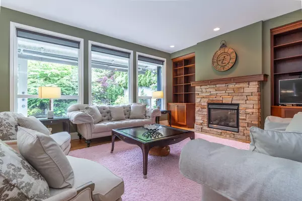 Maple Ridge, BC V2W 2E5,24246 Mcclure DR