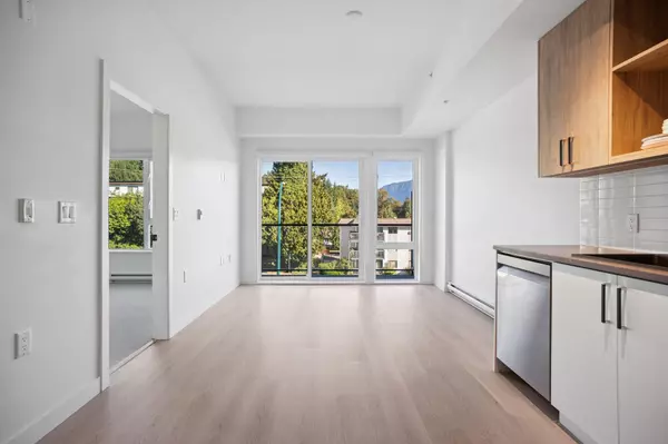 Port Moody, BC V6M 4B9,1100 Clarke RD #105