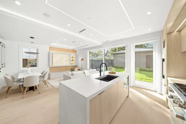 Vancouver, BC V6S 1J2,3466 W 22nd AVE #2