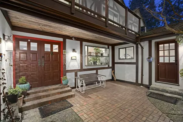 1145 Millstream RD West Vancouver, BC V7S 2C8
