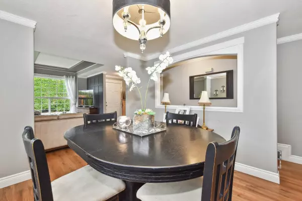 Mission, BC V2V 4A8,7461 Murray ST