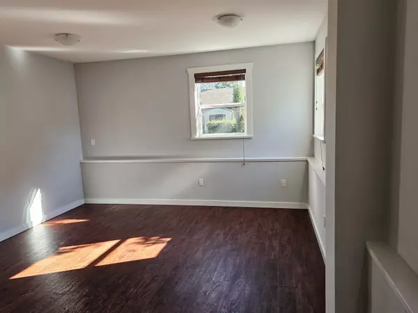 New Westminster, BC V3M 2V2,823 Edinburgh ST