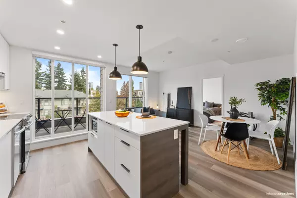 Surrey, BC V3T 0S5,10778 138 ST #403