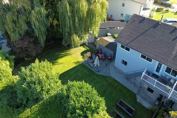 Richmond, BC V7A 2P9,8800 Rosedene CT