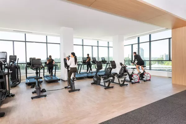 3888 Evergreen PL #2402 Burnaby, BC V3J 0M3