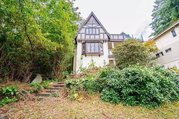 2806 W King Edward AVE, Vancouver, BC V6L 1T9