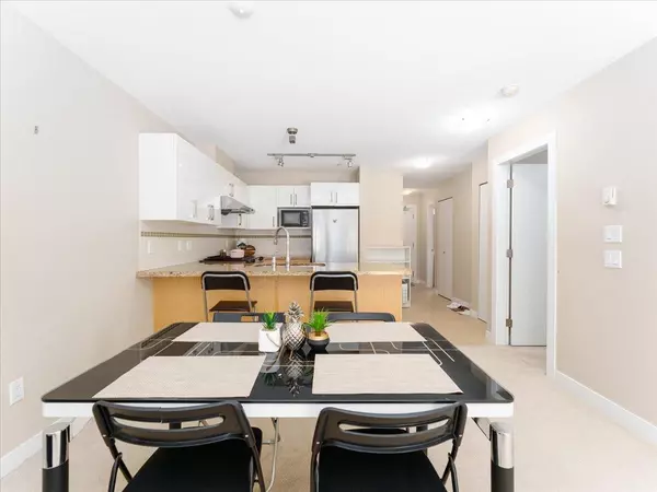 Richmond, BC V6Y 0E7,6800 Eckersley RD #101