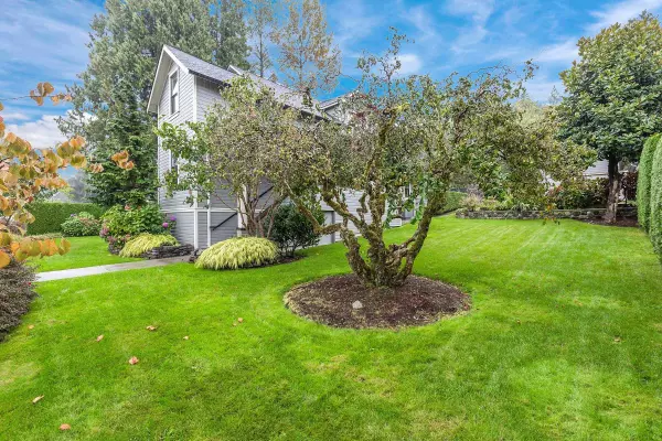 Port Moody, BC V3H 2G1,2209 St. George ST