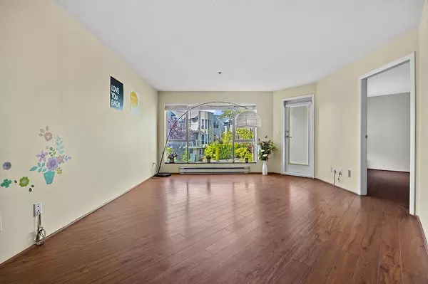 Richmond, BC V6Y 3Y5,7800 St. Albans RD #203
