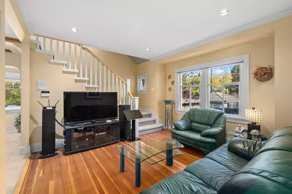 1163 Nanton AVE Vancouver, BC V6H 2C4