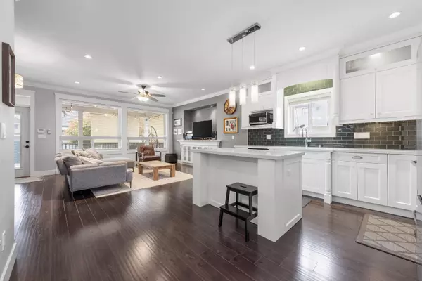 5911 131a ST, Surrey, BC V3X 0E4