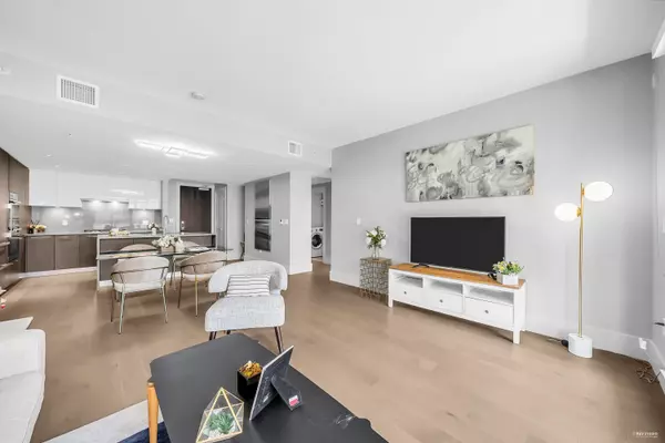 Vancouver, BC V6M 2C8,2089 W 43rd AVE #204