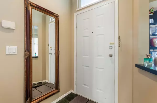 Richmond, BC V7C 5P4,5840 Dover CRES #43