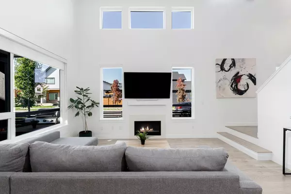 4306A Cormorant WAY, Tsawwassen, BC V4M 0E6