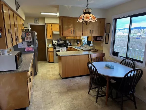 Abbotsford, BC V4X 1W1,32702 Harris RD