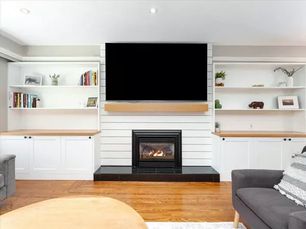North Vancouver, BC V7H 2H5,799 Plymouth DR