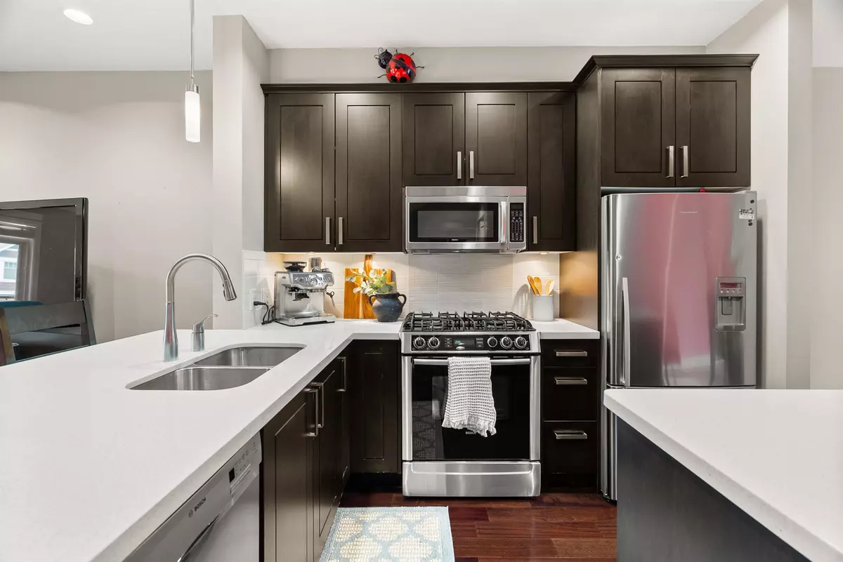 Surrey, BC V4P 0C3,2689 Parkway DR #26