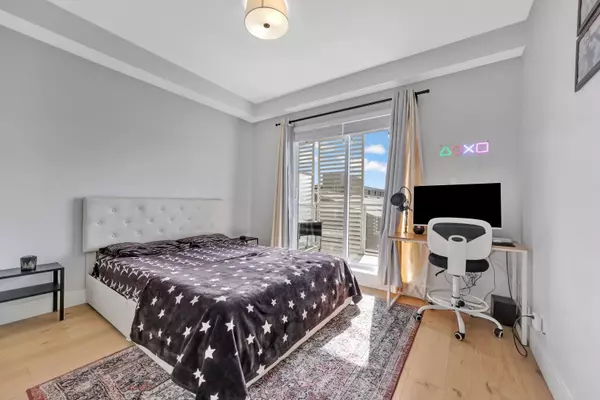 Maple Ridge, BC V2X 4R2,22226 Brown AVE #411