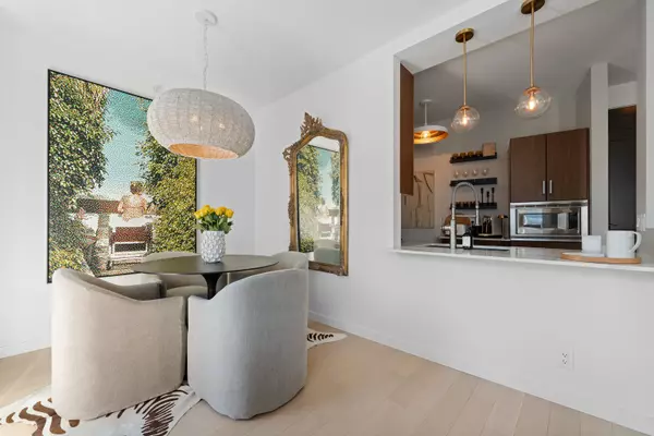 Vancouver, BC V6E 4T8,1189 Melville ST #2704