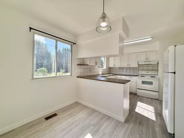 Gibsons, BC V0N 1V7,1290 Stewart RD